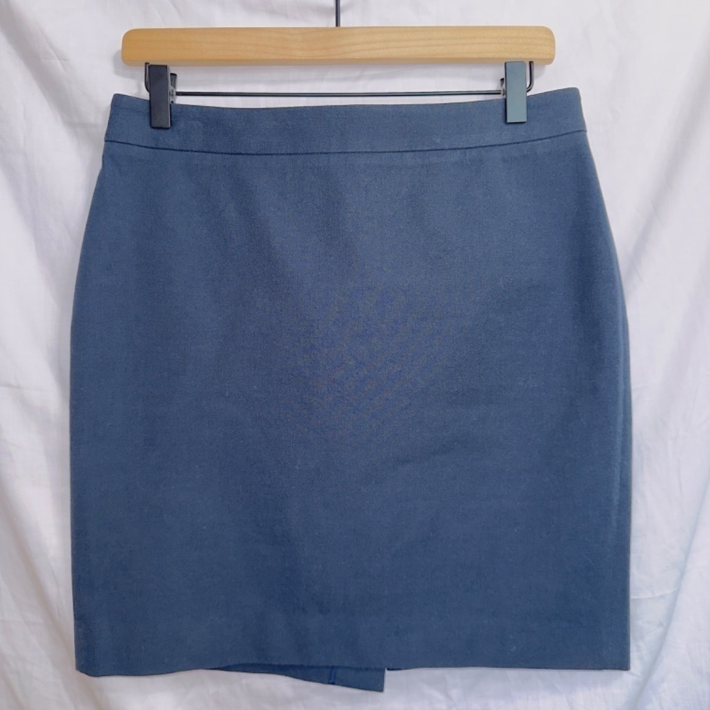 Banana Republic Blue High Waisted A-line Pencil Skirt size 6 petite